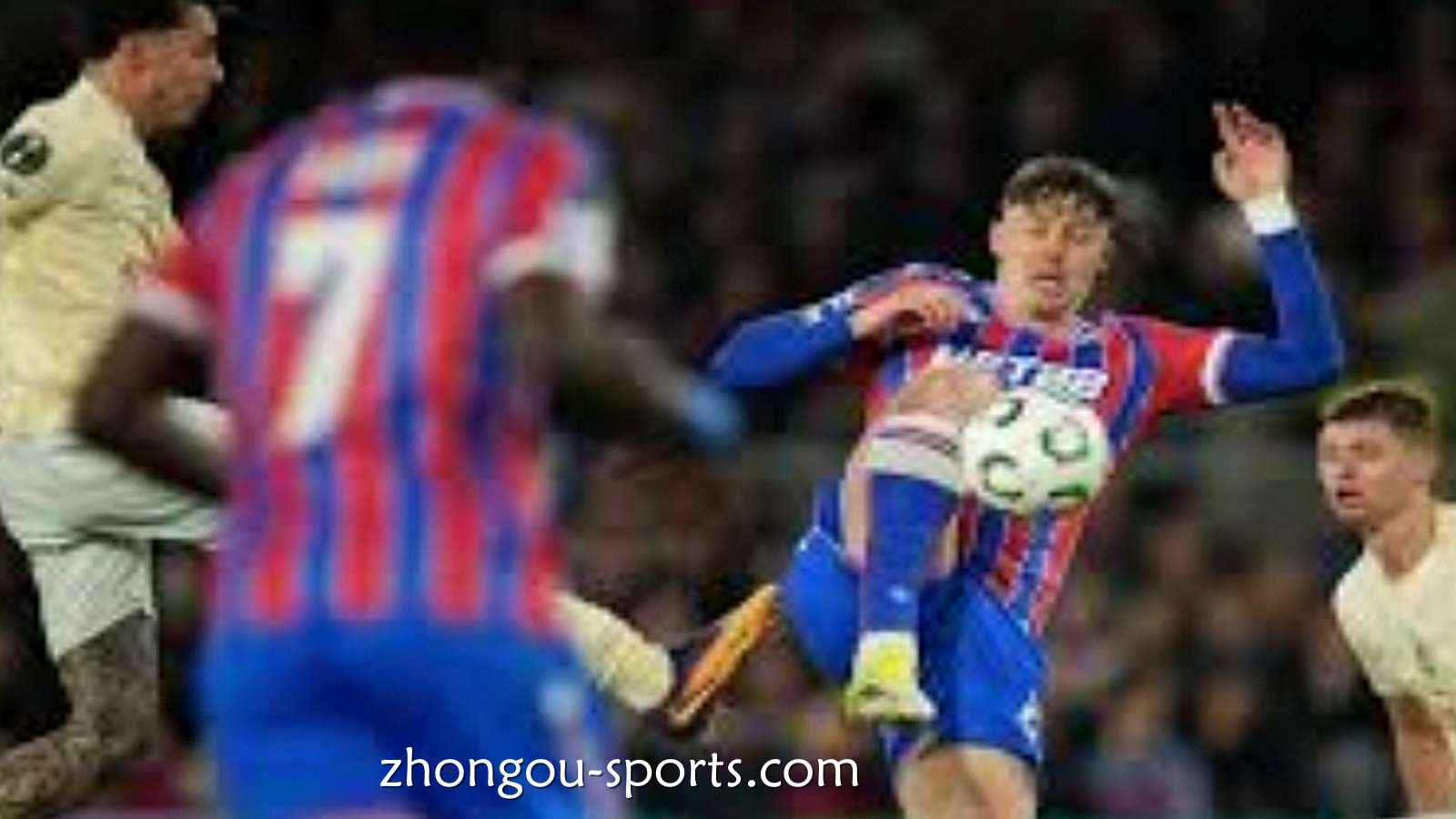 尊龙凯时体育深度解析 霍奇森未来悬而未决:水晶宫赛季末关键会谈,75岁老帅是否继续书写英超传奇?